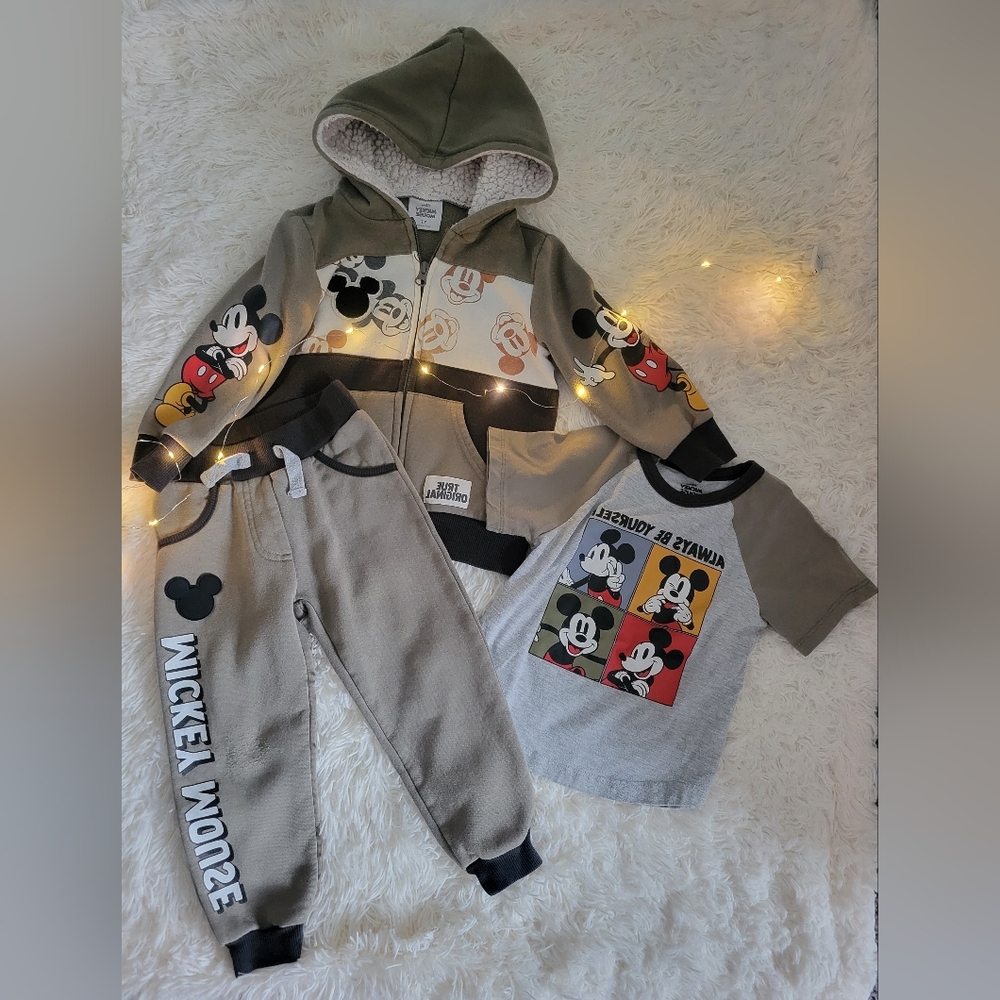 Disney Mickey Mouse Olive & Gray Sherpa-Lined Zip Hoodie Set